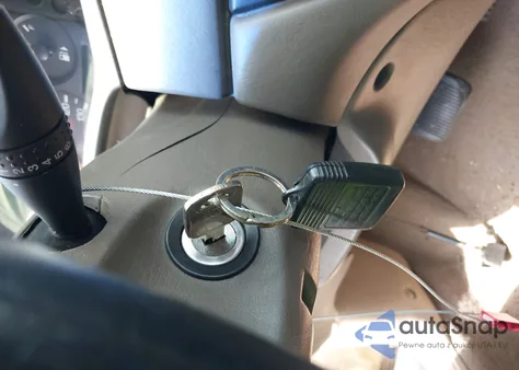 2000 Ford Focus Se z USA, uszkodzony, nr VIN 1FAFP3634YW413434